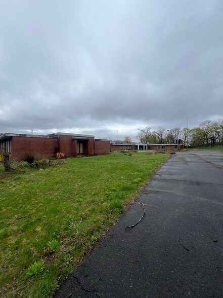 More Photos Of 860 Vestal Rd, Vestal Township Skilled Nursing Facility For Sale