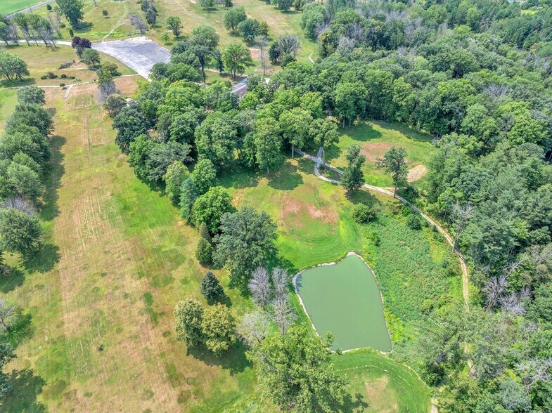 More Photos Of 3212 N Union Rd, Cato Golf Course Driving Range For Sale