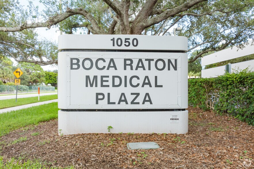 More Photos Of 1050 NW 15th St, Boca Raton Medical For Lease