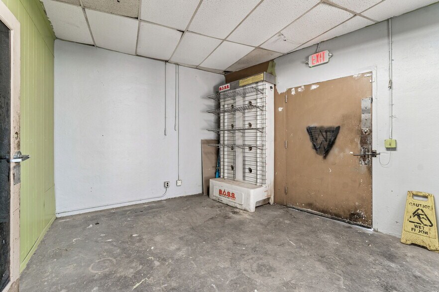 More Photos Of 715 McDuff Ave, Jacksonville Storefront Retail Residential For Sale