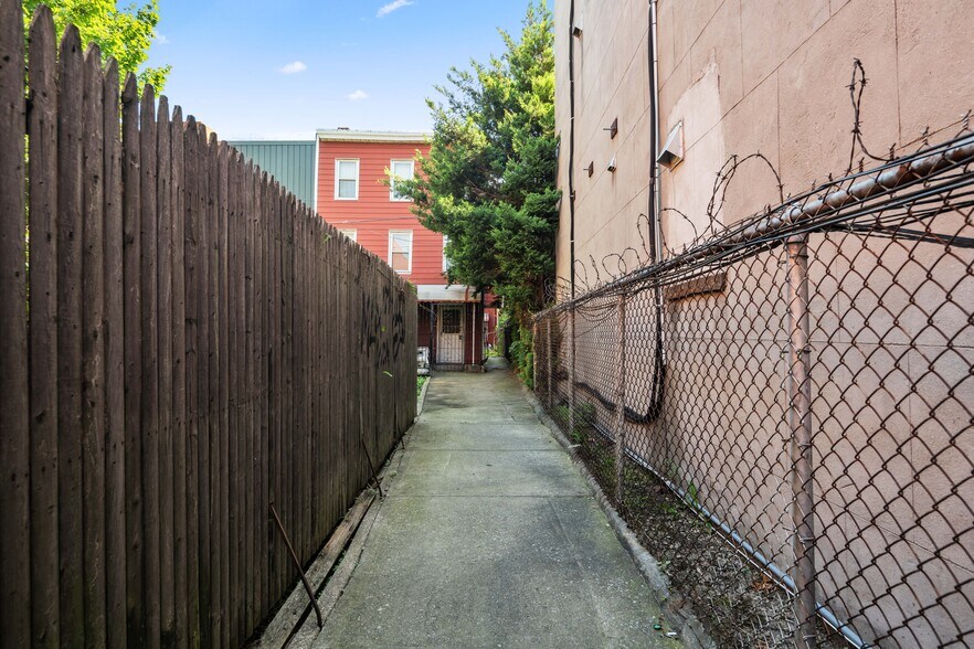 More Photos Of 319 Prospect Pl, Brooklyn Storefront Retail Residential For Sale
