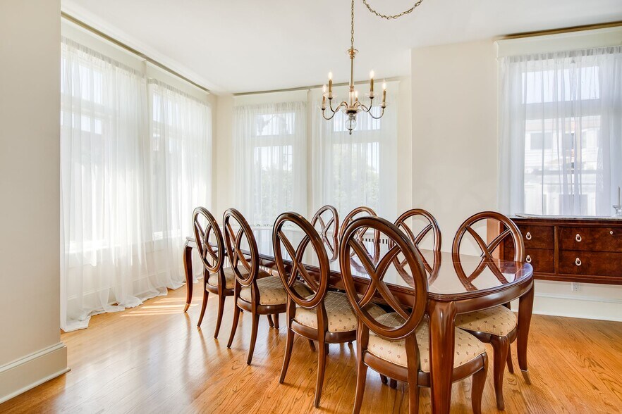 More Photos Of 1755 18th St Nw, Washington Apartments For Sale