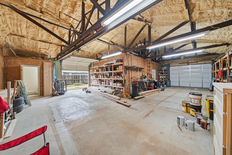 More Photos Of 514 E Will Rogers Blvd, Claremore Office For Sale