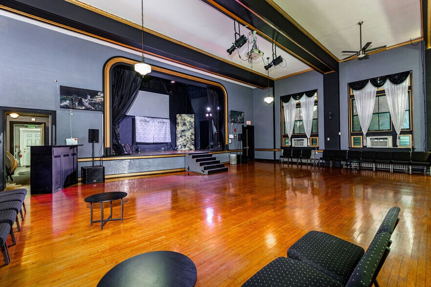 More Photos Of 6819 Vine St, Cincinnati Lodge Meeting Hall For Sale
