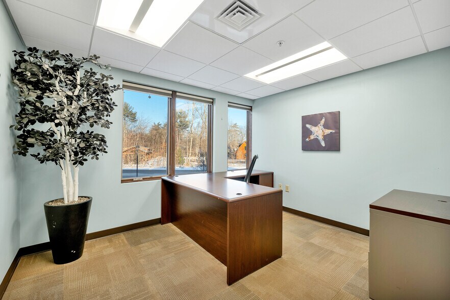 More Photos Of 81 Whittier Hwy, Moultonborough Office For Sale