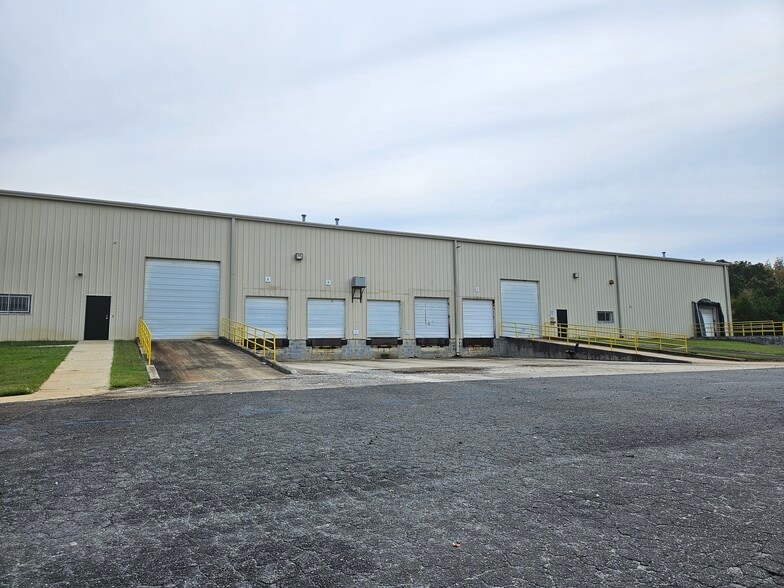 More Photos Of 1259 Armory Rd, Chester Warehouse For Lease