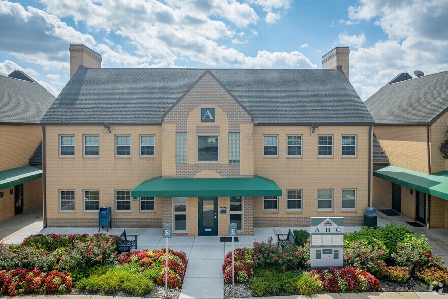 More Photos Of 1212 York Rd, Lutherville Medical For Sale