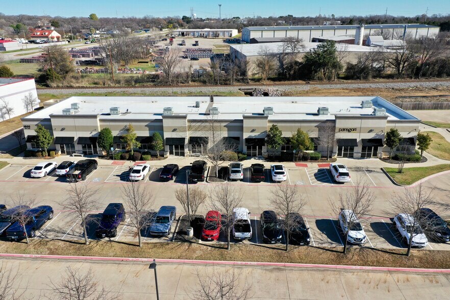 Primary Photo Of 1805 Owen Ct, Mansfield Office Residential For Lease