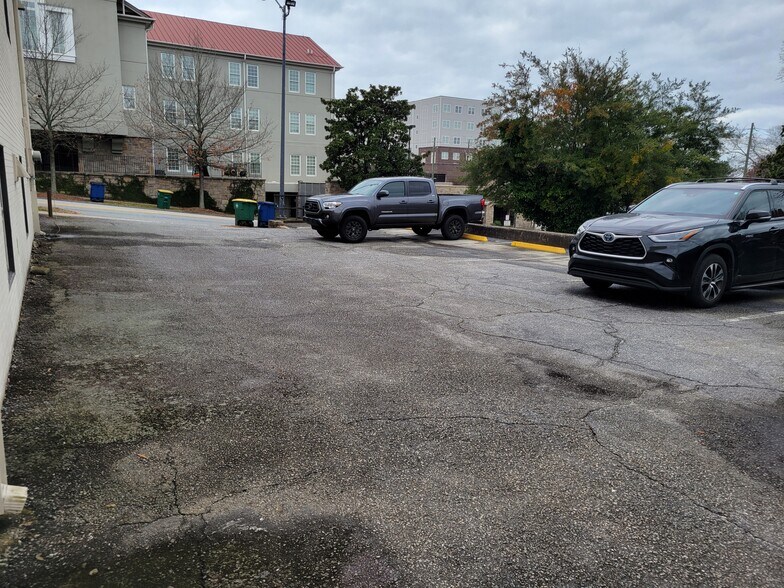 More Photos Of 255 E Hancock Ave, Athens Office For Lease