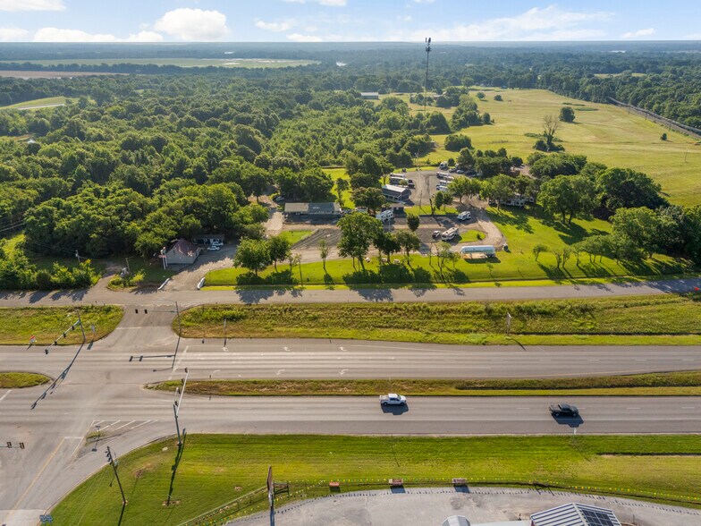 More Photos Of 6476 N 35th St W, Porter Trailer Camper Park For Sale