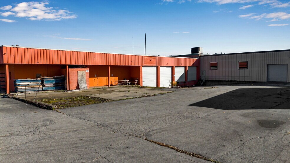 More Photos Of 550 Fillmore Ave, Tonawanda Light Distribution For Lease
