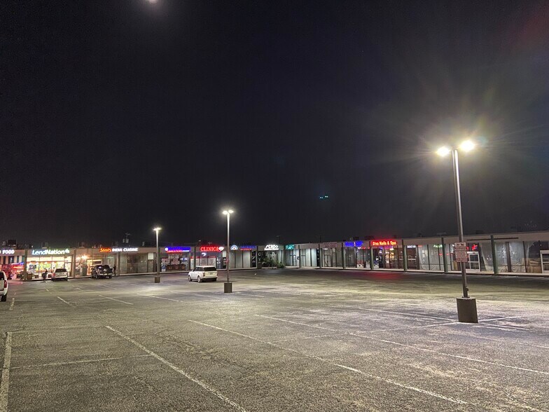 More Photos Of 4535 Fredericksburg Rd, San Antonio Unknown For Lease