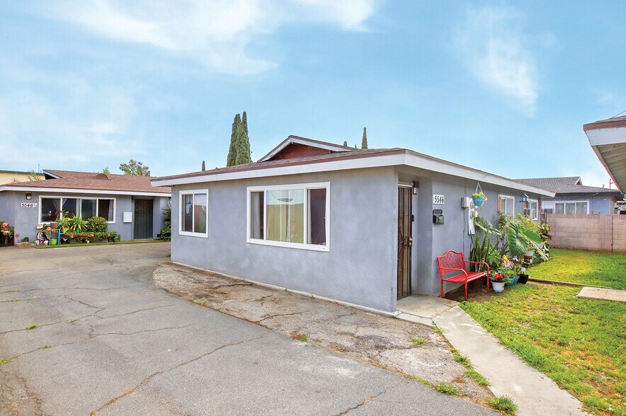 More Photos Of 5540 Clara St, Bell Gardens Apartments For Sale