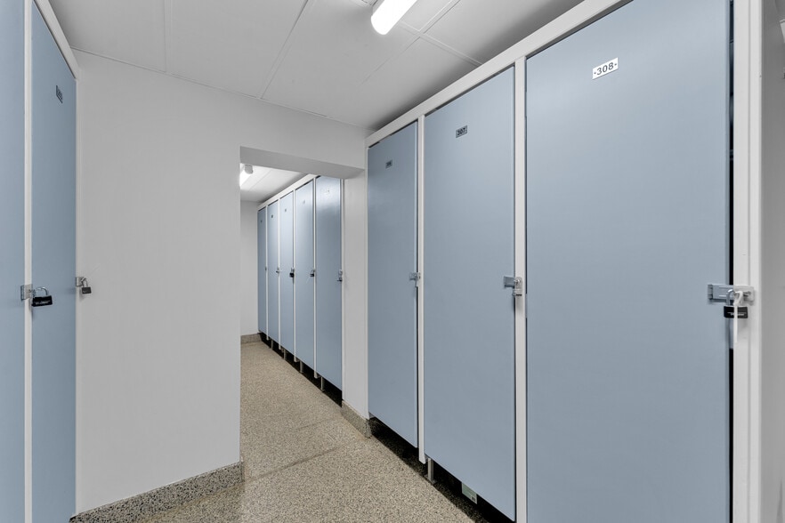 More Photos Of 109 Division St N, Kingsville Apartments For Sale