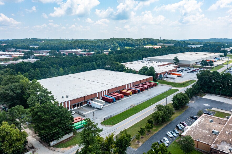 Primary Photo Of 5201 Phillip Lee Dr SW, Atlanta Warehouse For Lease