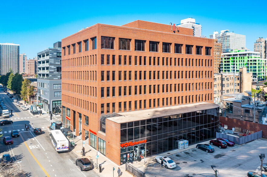 Primary Photo Of 1165 N Clark St, Chicago Coworking Space