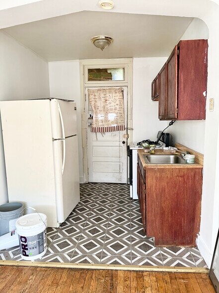 More Photos Of 8156 S Laflin St, Chicago Apartments For Sale