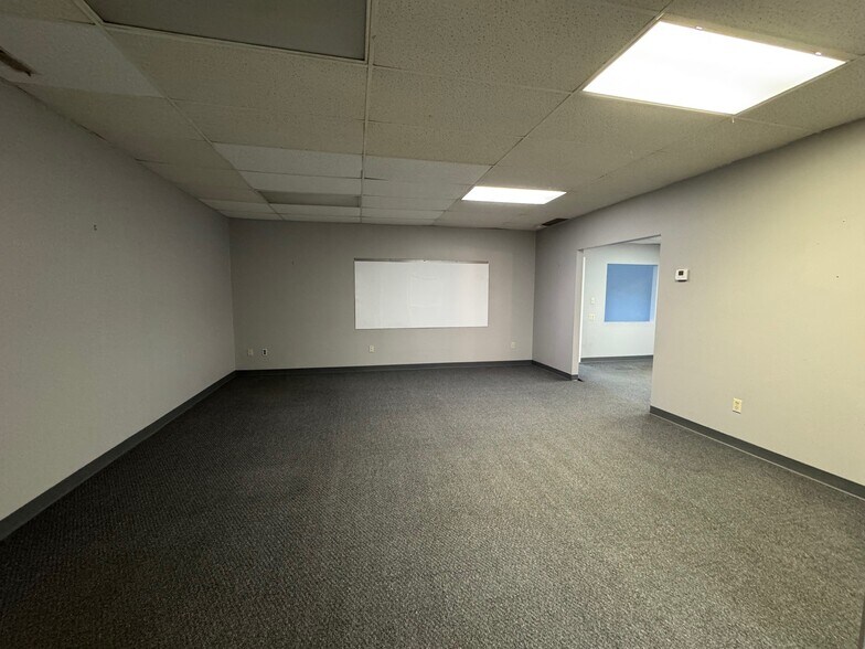 More Photos Of 746-756 Graham Rd, Stow Office For Sale