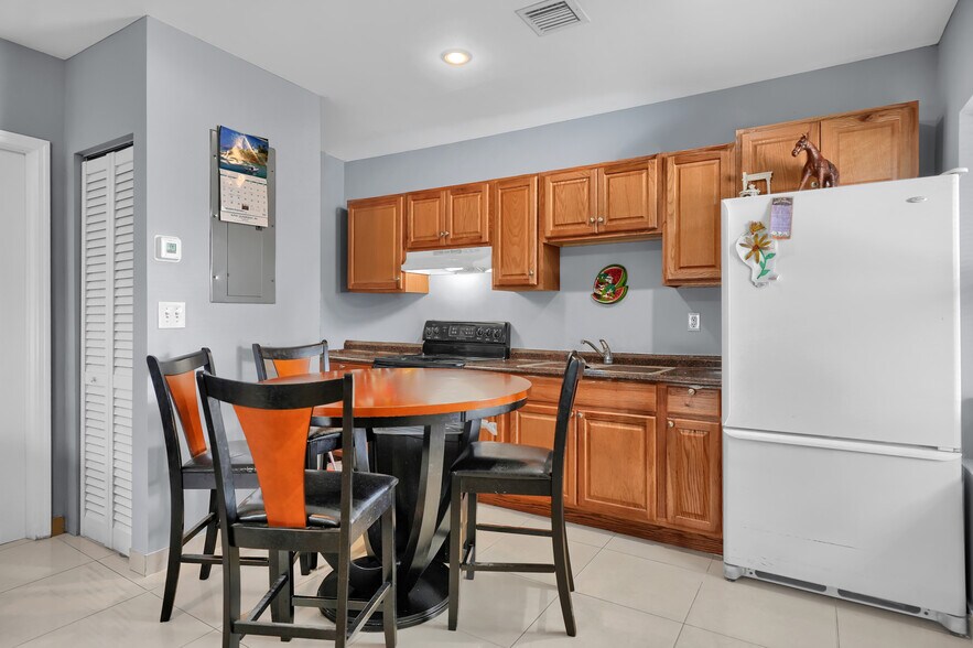 More Photos Of 2155 NW 28th St, Miami Apartments For Sale