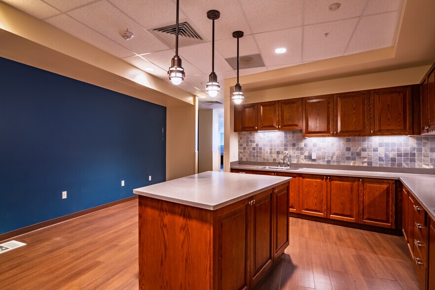 More Photos Of 2 Cabela Dr, Sidney Office For Sale