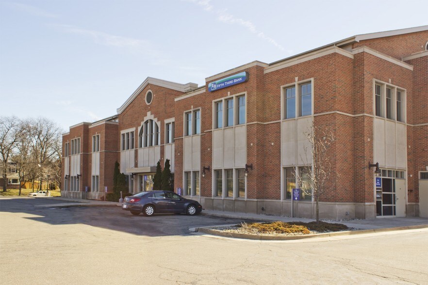 More Photos Of 1429 W Saginaw St, East Lansing Unknown For Sale