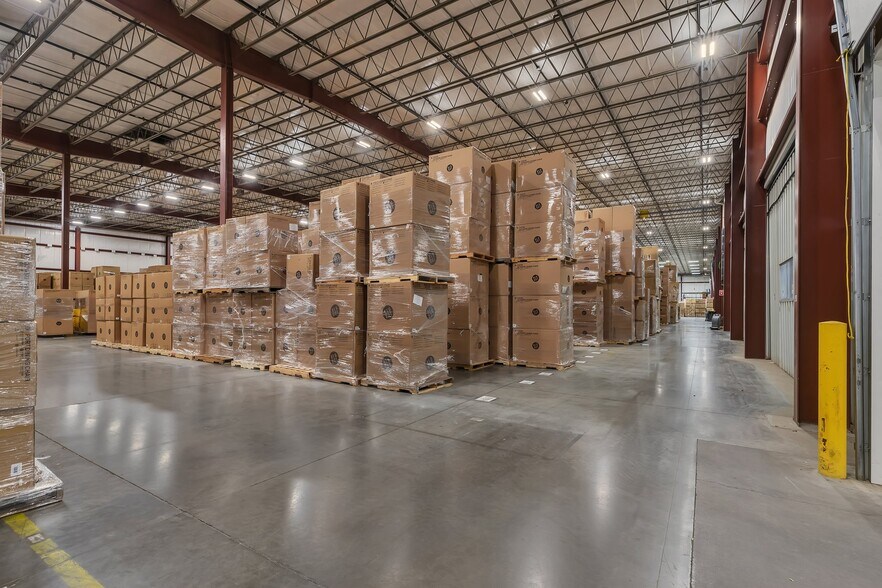 More Photos Of 1100 Stearns Dr, Sauk Rapids Manufacturing For Lease