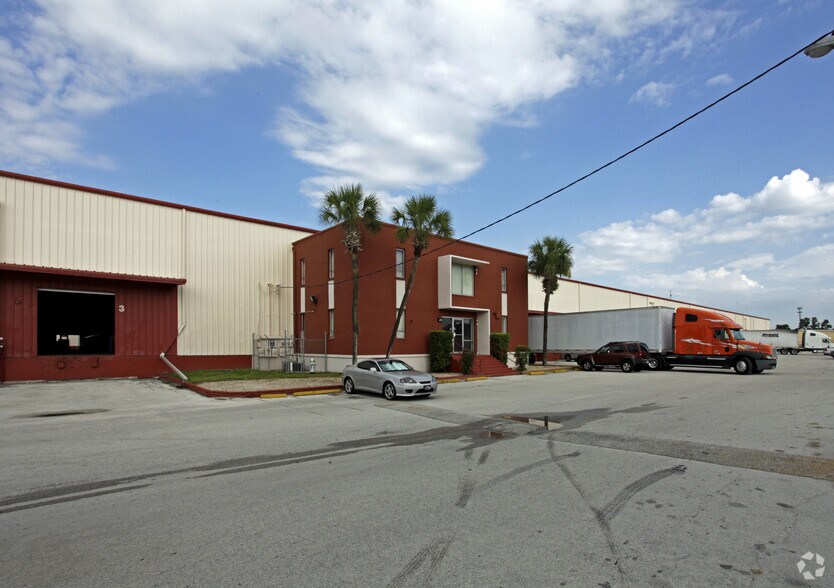 More Photos Of 2515 Shader Rd, Orlando Unknown For Lease