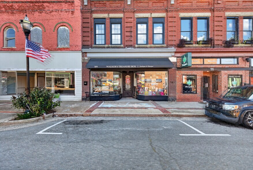 More Photos Of 109 S Raiford St, Selma Storefront For Lease