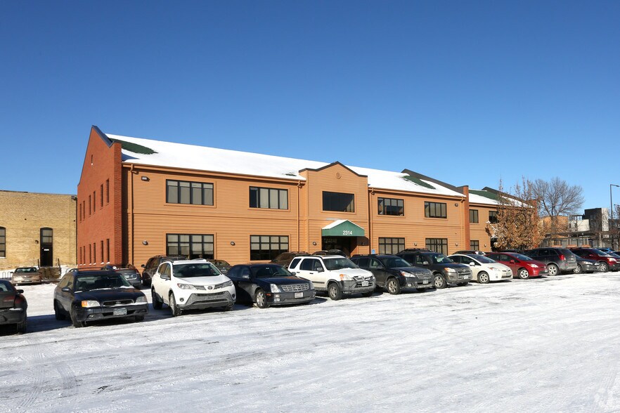More Photos Of 2314 University Ave W, Saint Paul Office For Lease