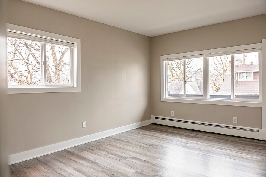 More Photos Of 320 Koch Ave, Ann Arbor Apartments For Sale