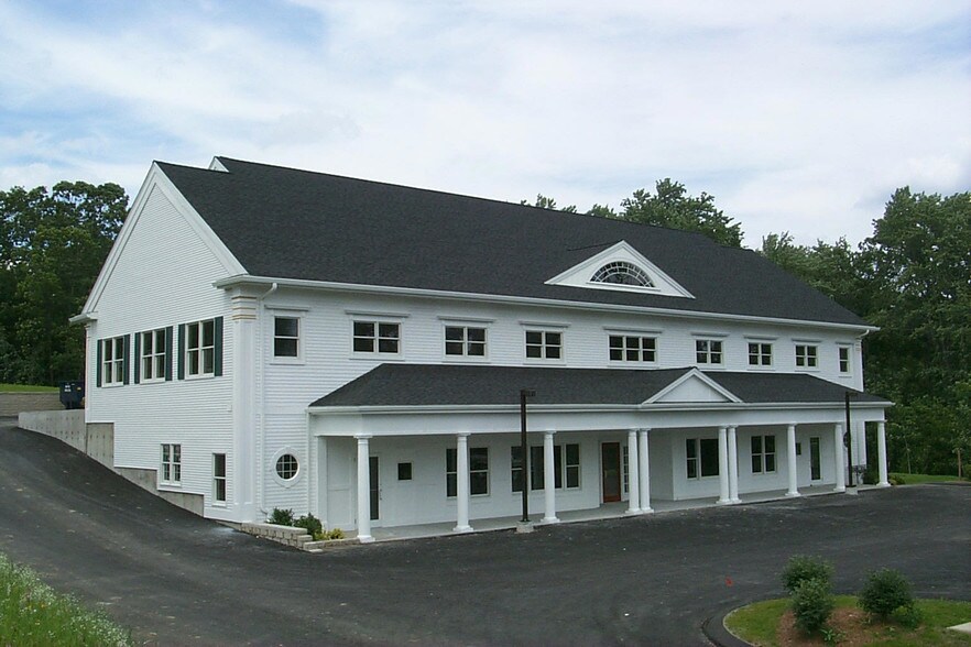 More Photos Of 382 W Main St, Northborough Office For Sale