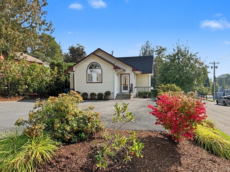 More Photos Of 1038 W Davidson Ave, Coeur d'Alene Office For Sale