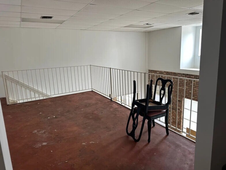 More Photos Of 1320 Veterans Memorial Blvd, Metairie Freestanding For Sale