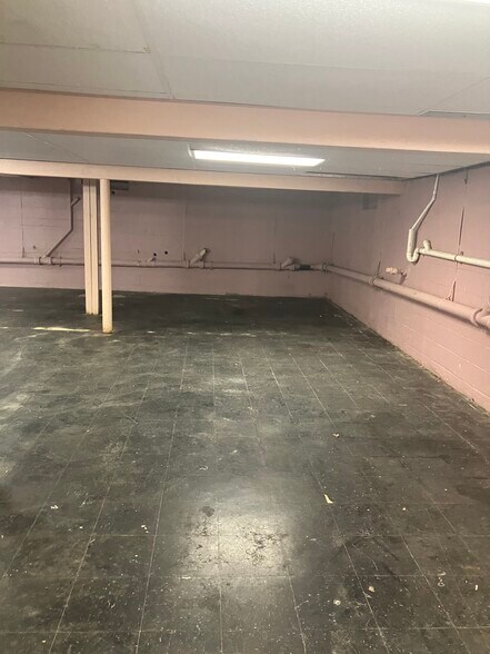 More Photos Of 2280 Lyell Ave, Rochester Freestanding For Sale