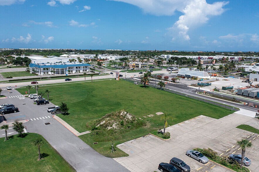 More Photos Of 8801 Astronaut Blvd, Cape Canaveral Restaurant For Lease