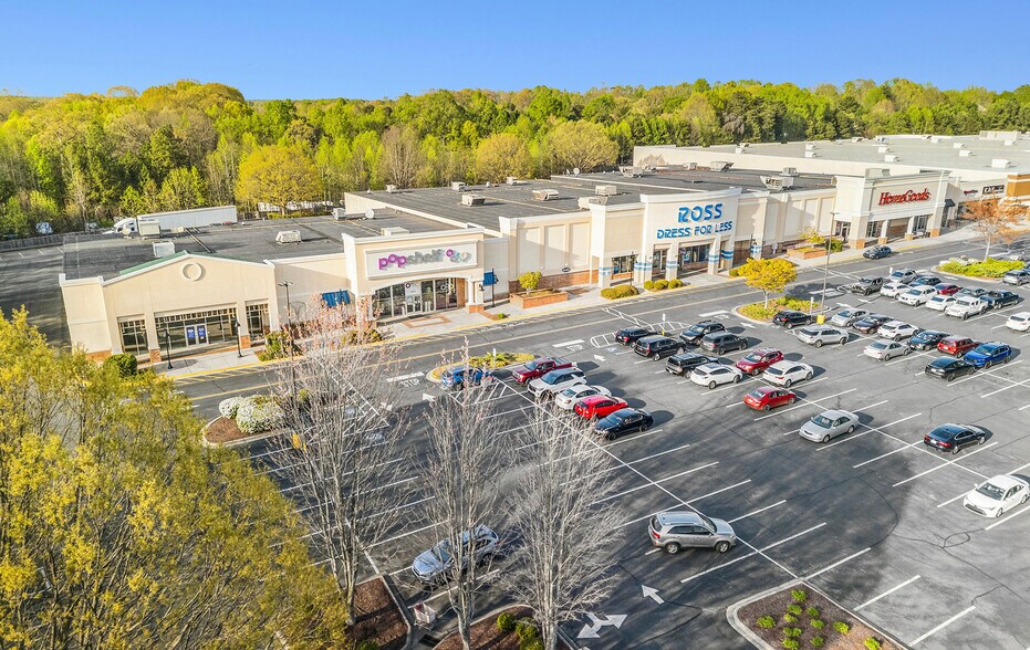 More Photos Of 598 River Hwy, Mooresville Unknown For Lease