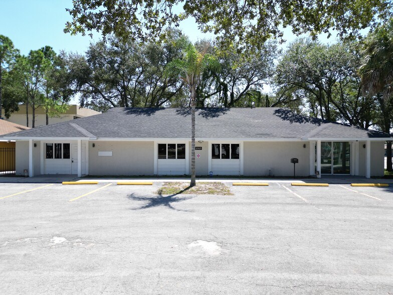 More Photos Of 12425 N Florida Ave, Tampa Medical For Sale