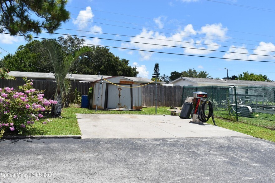 More Photos Of 226 S Courtenay Pky, Merritt Island Carwash For Sale