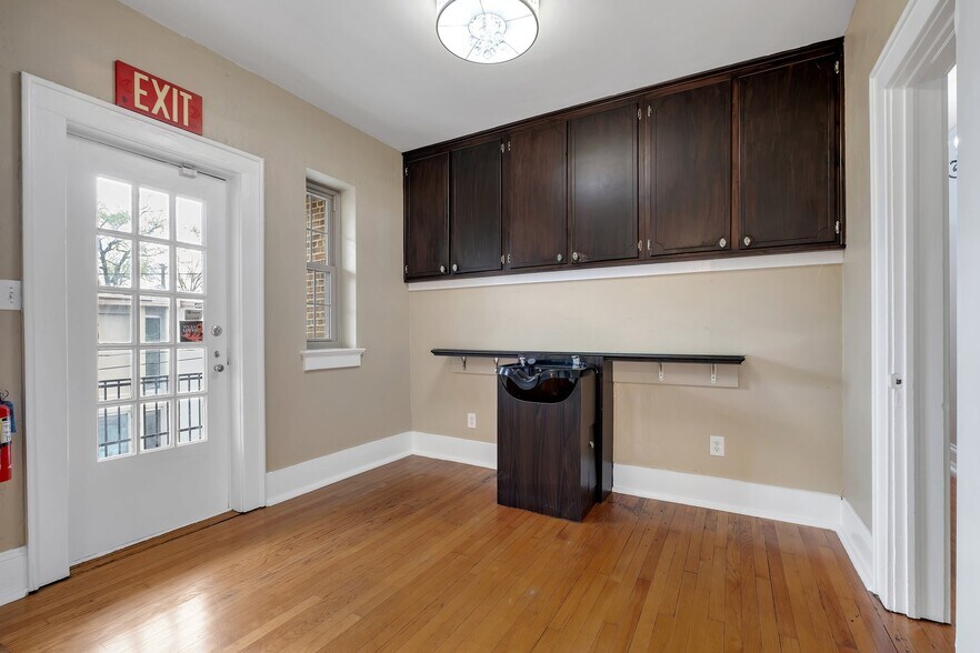 More Photos Of 259 E 7th Ave, Tallahassee Office For Sale