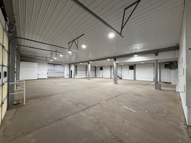 More Photos Of 815 S Market St, Wilmington Warehouse For Lease