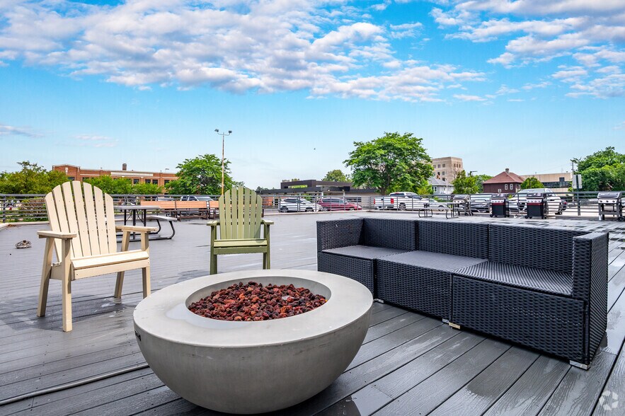 More Photos Of 622 Pennsylvania Ave, Sheboygan Apartments For Lease