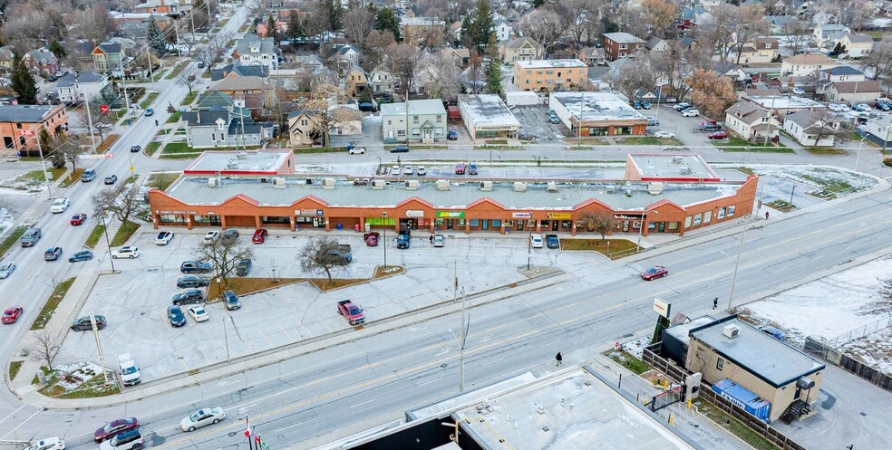 More Photos Of 191 Welland Ave, St Catharines Freestanding For Lease