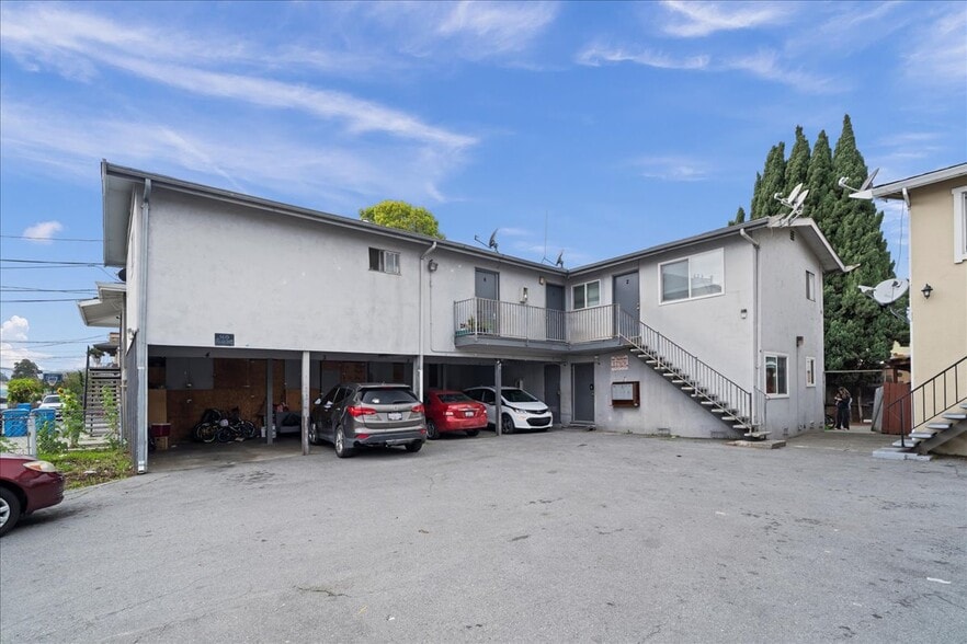 More Photos Of 545 Hampshire Ave, Redwood City Apartments For Sale