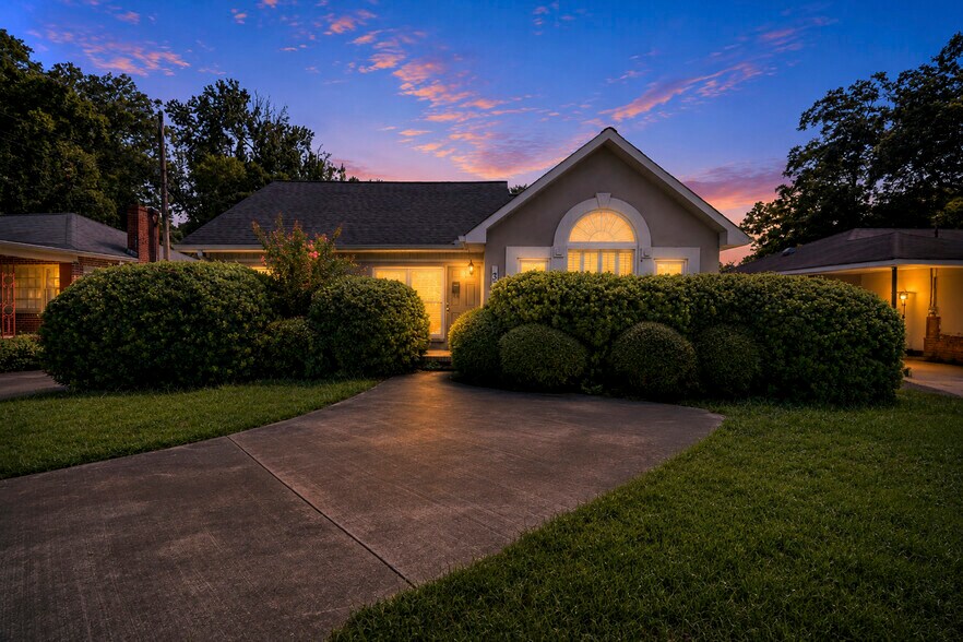More Photos Of 3357 Vineville Ave, Macon-Bibb Office Residential For Sale