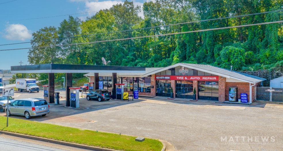 More Photos Of 4004 Hixson Pike, Chattanooga Service Station For Sale