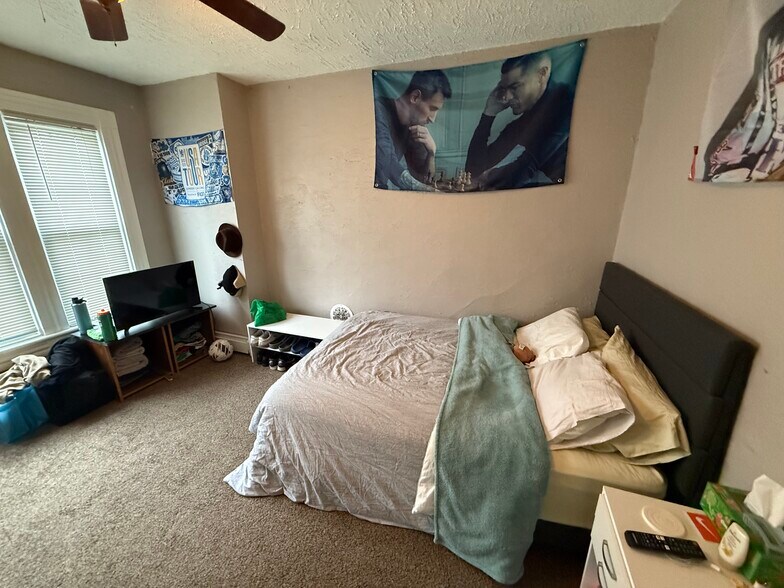 More Photos Of , Scranton Unknown For Sale