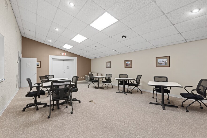 More Photos Of 2256 Encompass Dr, Chattanooga Loft Creative Space For Sale