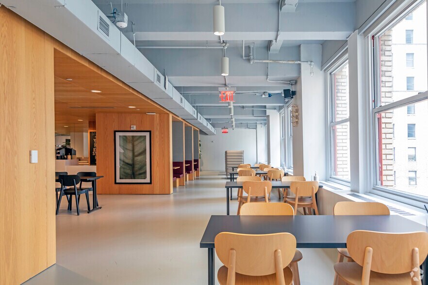 More Photos Of 132 W 31st St, New York Coworking Space