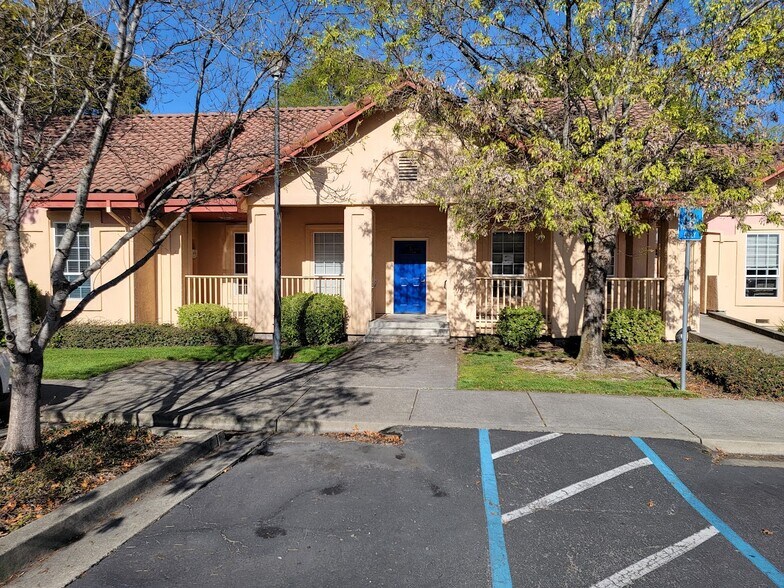 More Photos Of 1550 Professional Dr, Petaluma Medical For Lease