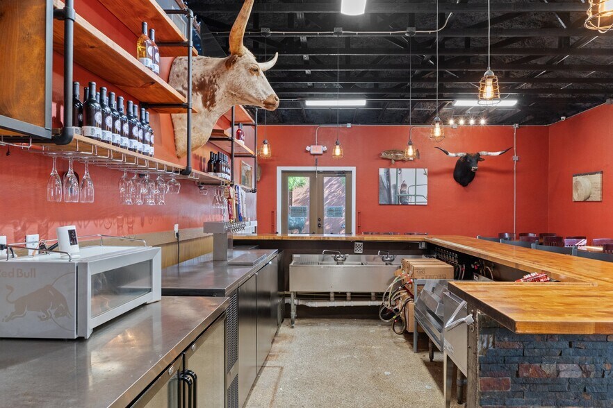 More Photos Of 508 Citrus Ave, Crystal River Restaurant For Sale